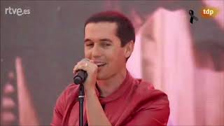 Maldita Nerea canta &#39;Bailarina&#39; en la presentación de La Vuelta 2017