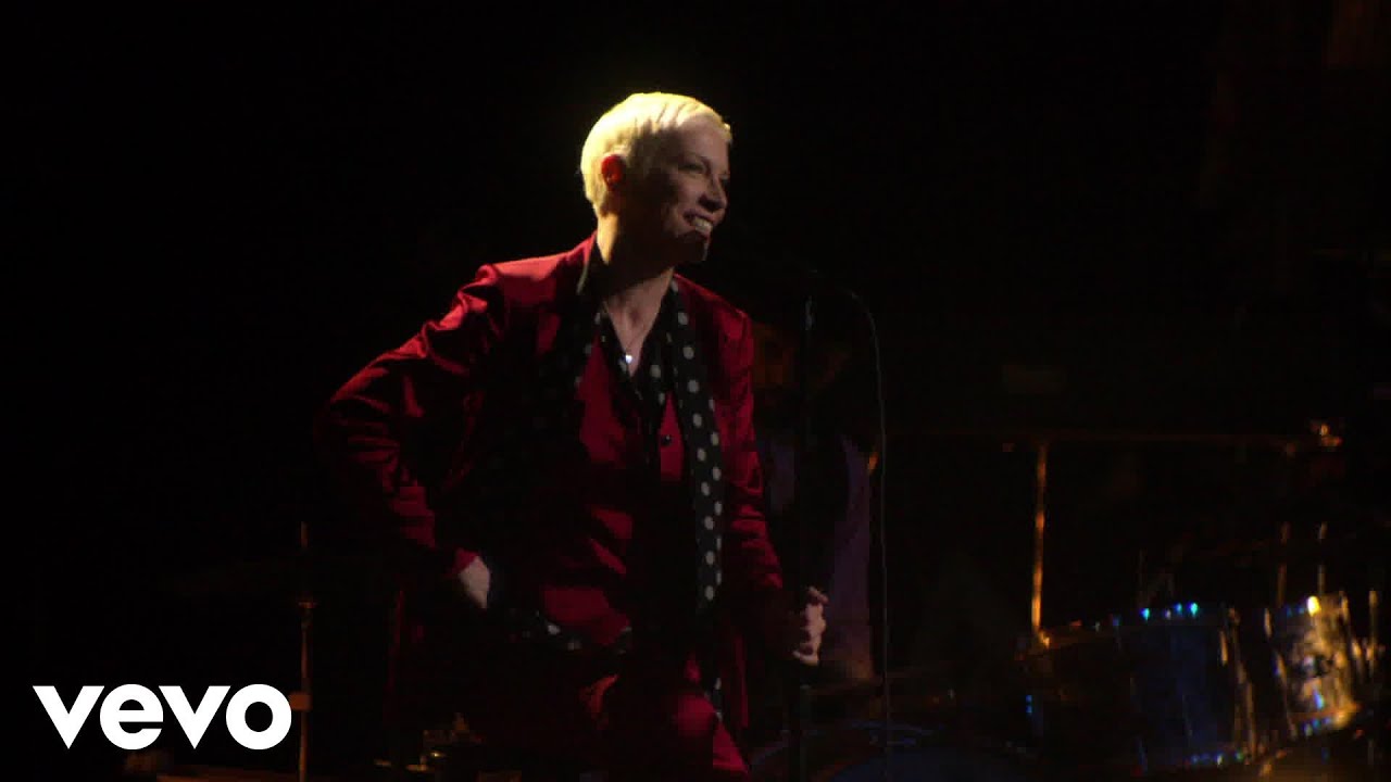 Annie Lennox - Memphis In June (An Evening of Nostalgia Live)