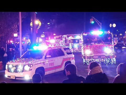 ~Fire Truck Christmas Parade~ 2019 *Siren's-Lights-Music* Totowa & West Paterson FD Holiday Parade