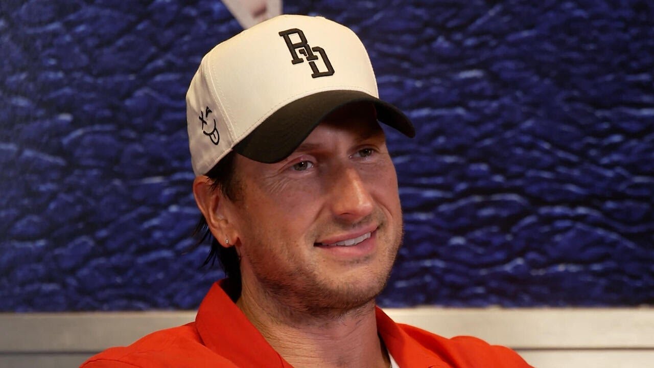 Extended interview: Russell Dickerson on his "RussellMania" tour and more