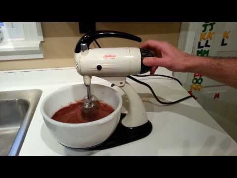 Vintage Electric Sunbeam Model 9 10 Speed Mixmaster...