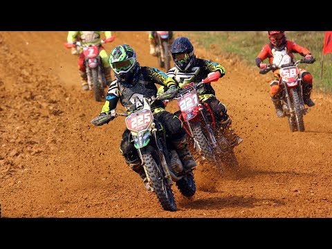 Disputa intensa, Tombos e Quebras no Velocross em Massaranduba SC