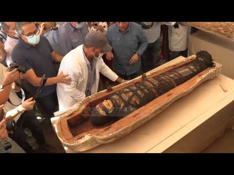 Top News - Zbulimi i rrallë/ Egjipti tregon sarkofaget 2.500 vjeçare