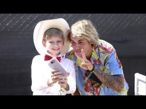 Justin Bieber and Yodeling Walmart Kid at Coachella 2018! | Mason Ramsey