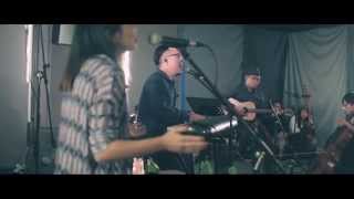 Surrender (feat. Alarice) (Official Video) | Here in the Waiting