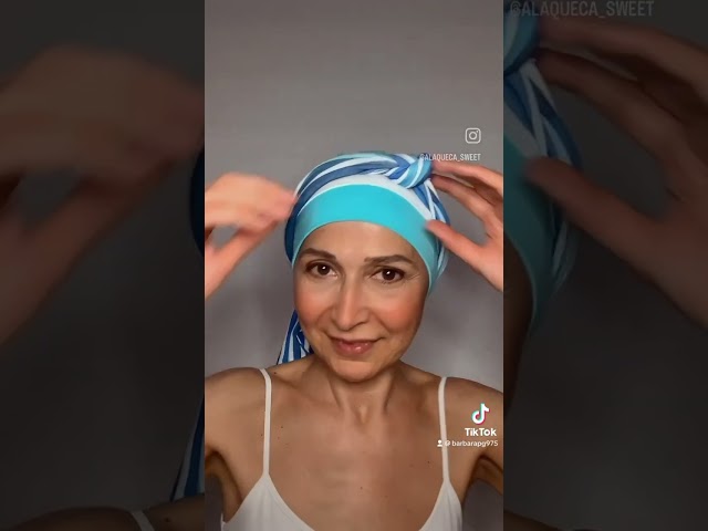 Vídeo relacionado con KSBBHDS 2 Bufandas y Diademas Turbantes Para Mujer, Cuadrada de Gasa, Retro, Pañuelo Para la Cabeza, Roja