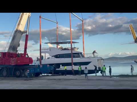 Aventura 50 MY Launch Yachti By Nature