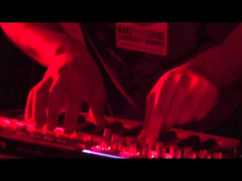 Dgtlmonkey plays "rise my people", "where are you now" and "preso bene" @ Electropark - genova