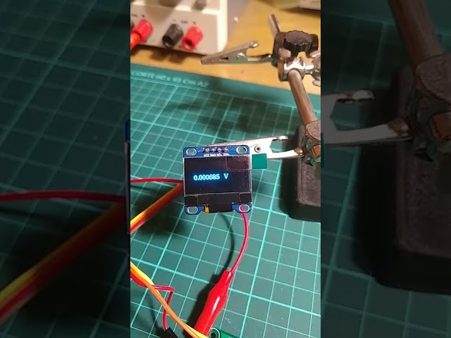 Vídeo relacionado con POFET ADS1256 5V 8 Canales 24 bits ADC Módulo de Placa de adquisición de Datos AD Tarjeta de adquisición de Datos