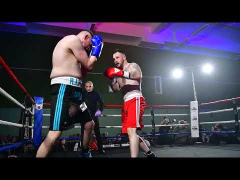 Gloved Boxing at TGAO7 - CAMBRIDGE VS KUPFER