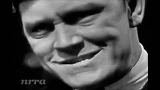 Monster Mash - Bobby Boris Pickett &amp; The Crypt Kickers {Stereo}