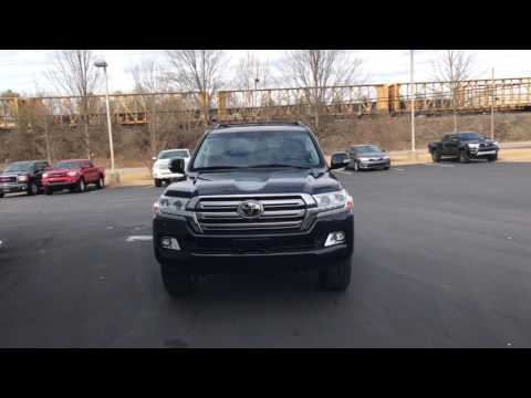 2017 Toyota Land Cruiser Review
