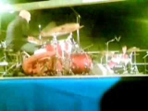 Drummers Battle -  Roberto Gatto  vs  Tony Arco