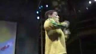 Download lagu Cody and bear in the big blue house at Disneyland 2006 mp3