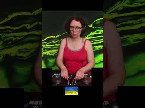 Vicky Devine Presents Saphara - Eternal Dream vs Hypnosis - Pulstar  #djtransition