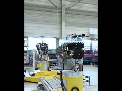 , title : 'MINI Countryman Electric - Compact Luxury Car | Production Line BMW Leipzig Plant | Motor Continent'