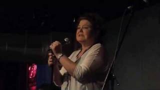 Maura O&#39;Connell, Trouble in the Fields