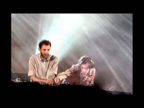 2 many dj's - Jeans Team:Keine Melodien (Feat. MJ Lan)