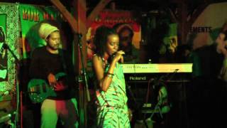 Empress Tchad_Three little birds (Bob Marley)