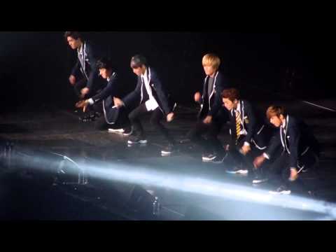 131124 teentop fanmeeting L.joe Birthday cake