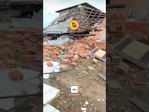 TEMPORAL CAUSA ESTRAGOS EM ITAÓPOLIS (SC)