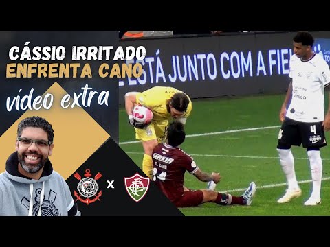 Cássio se desentende com Cano em Corinthians x Fluminense.