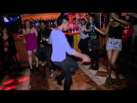 Johnny Hu$tle - Stompin On You Roaches (feat. Supa Macked Out)