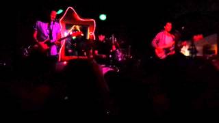 PAPA- Put Me To Work (Bottom of The Hill)