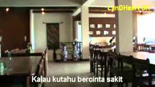 Download lagu Duka Dalam Cinta - Riza Umami mp3