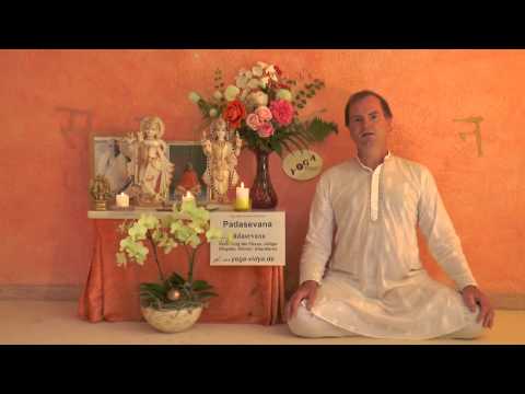 Padasevana - Verehrung der Füsse – Bhakti Yoga Wörterbuch