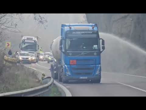 Valea Oltului DN7 inchisa momentan circulatiei!