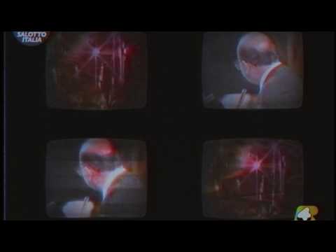 𝐁𝐞𝐭𝐭𝐢𝐧𝐨 𝐛𝐲 𝐂𝐫𝐚𝐱𝐢