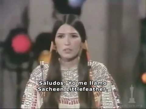 Marlon Brando rechaza el premio Óscar por El Padrino (HQ/Sub. Esp.)