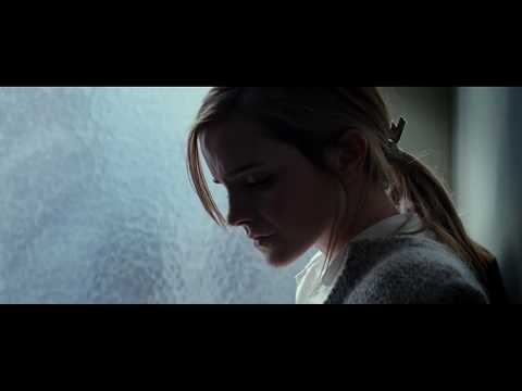 Emma Watson Show Her Stomach Cross Sign - Regression