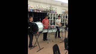 preview picture of video 'Hugo High School drum line rehearsal'