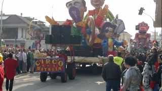 preview picture of video 'CARNEVALE SANTEGIDIESE 2012 Contrada Ponte (Circo d'Italia).mp4'