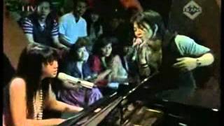 Download lagu peterpan - Tak Bisakah & Menghapus Jejakmu (eng sub) mp3