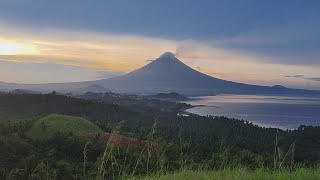 The view of Mayon from Lamba Hill, Legazpi City, Albay
