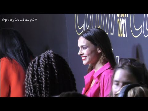 Marine Lorphelin (Miss France 2013) - Etam Live Show 2021 à Paris - 04.10.2021