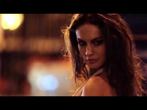 Audiosonik & Popstick - Caught in the Middle (Lesko Lyric Video Edit)