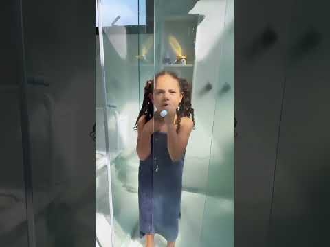 voce é menino não pode entrar aqui