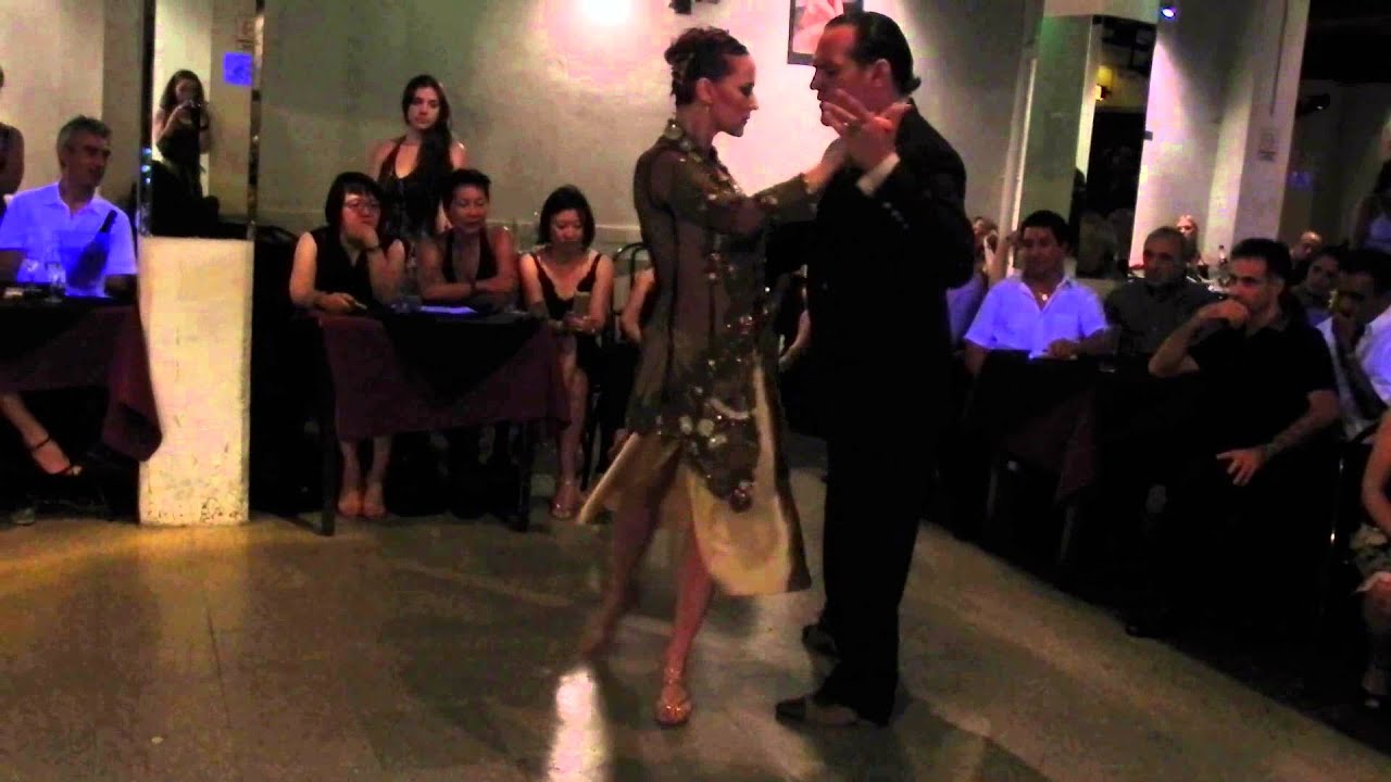 Alejandra Gutty with Pancho Martinez Pey • 1 "Sin Palabras"