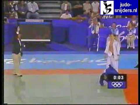 Judo 2000 Sydney: Nourredine Yagoubi (ALG) - Tiago Camilo (BRA) [-73kg].