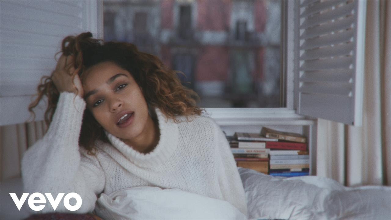 Izzy Bizu — Talking to You