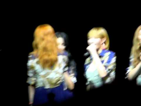 4minute Jihyun & Hyuna - Angry dog bark!