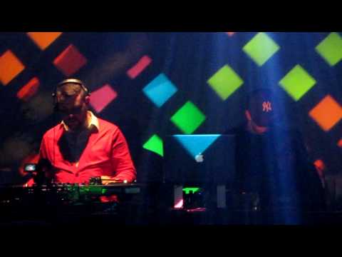 Ludo B & Yves Larock