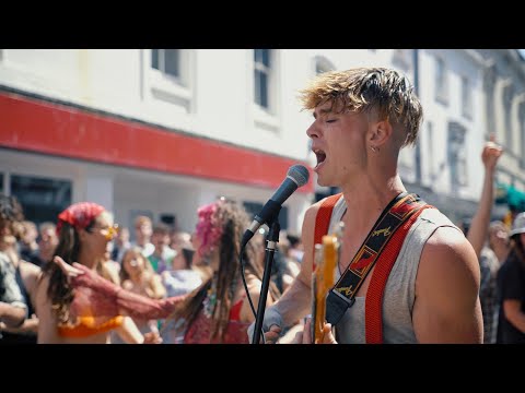 The Big Push - Girls Just Want To Have Fun (Cyndi Lauper cover)