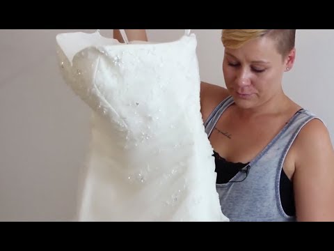 „Verkaufe Brautkleid, ungetragen“: Hannah Winkler mit ihrem Buch über geplatzte Hochzeiten