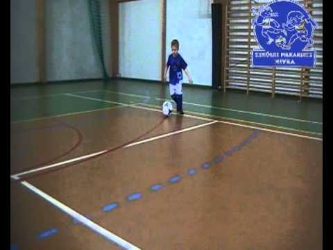 PIRUET KROK7 - EKS Kolektyw Radwanice - podstawy piłki nożnej
