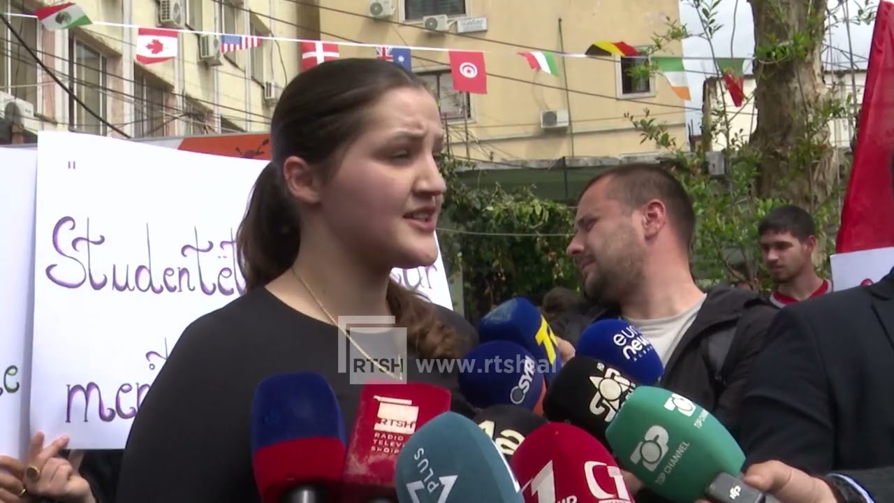 Mbështetje për studentët shqiptarë në RMV, të respektohen të drejtat gjuhësore dhe arsimore